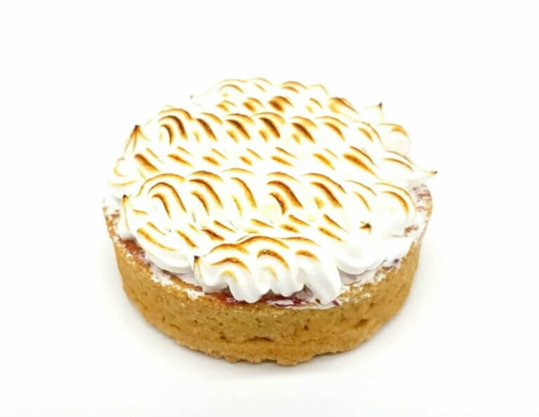 tartelette aux cassis meringuée vue dessus