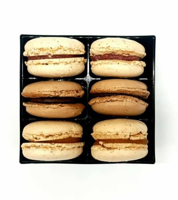 assortiment de 6 macarons - Bongâto pâtisserie Mons en pevele